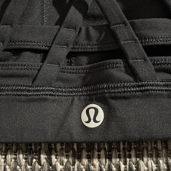 Lululemon Energy Bra (Peek) - Picture 3 of 6